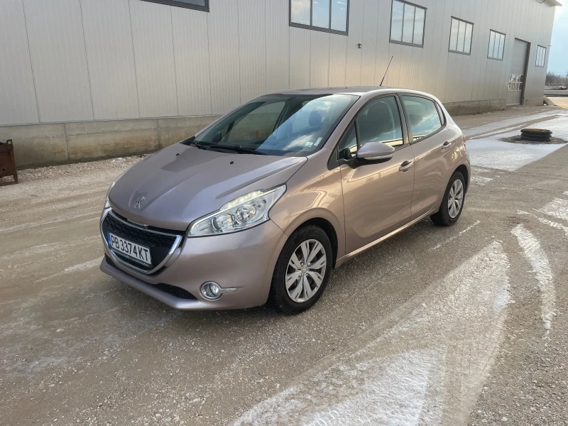 Peugeot 208 1.4 HDI втори собственик, 109 000км, снимка 1 - Автомобили и джипове - 49197880