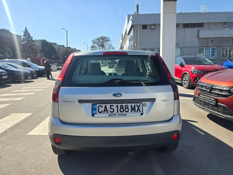 Ford Fiesta 1.4 TDCI, снимка 4 - Автомобили и джипове - 49562439