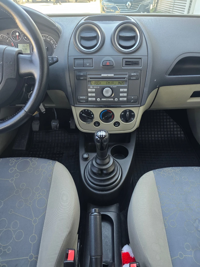 Ford Fiesta 1.4 TDCI, снимка 9 - Автомобили и джипове - 49562439