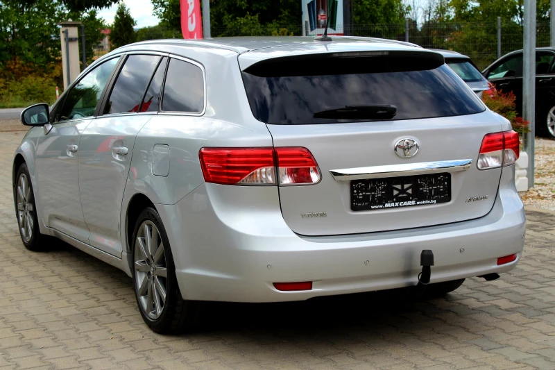 Toyota Avensis 2.2 D-4D D-Cat Executive/ЛИЗИНГ, снимка 4 - Автомобили и джипове - 51751199