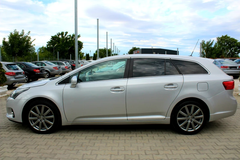 Toyota Avensis 2.2 D-4D D-Cat Executive/ЛИЗИНГ, снимка 3 - Автомобили и джипове - 51751199