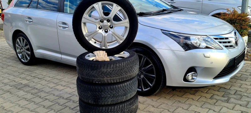 Toyota Avensis 2.2 D-4D D-Cat Executive/ЛИЗИНГ, снимка 9 - Автомобили и джипове - 51751199