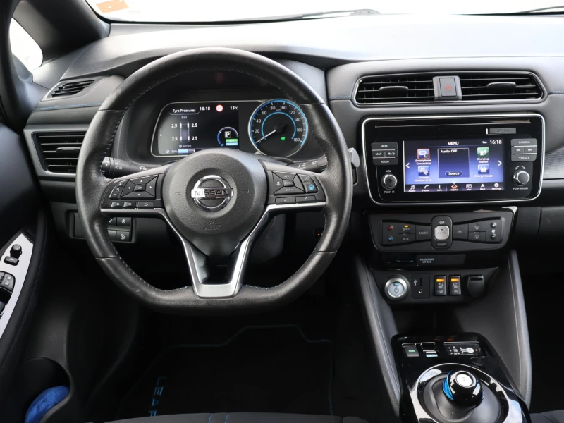 Nissan Leaf  n-connecta 40kwh 150cv, снимка 10 - Автомобили и джипове - 52015510