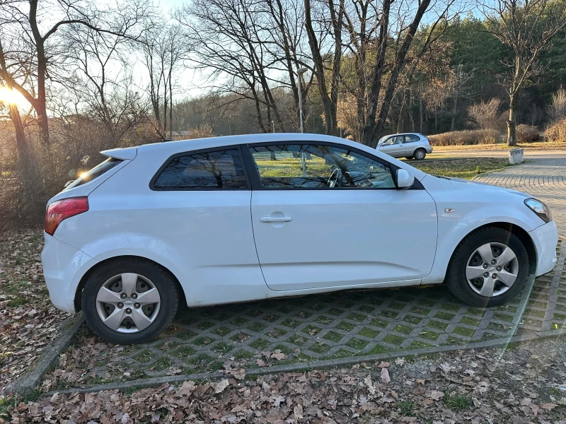 Kia Pro ceed, снимка 3 - Автомобили и джипове - 52842387