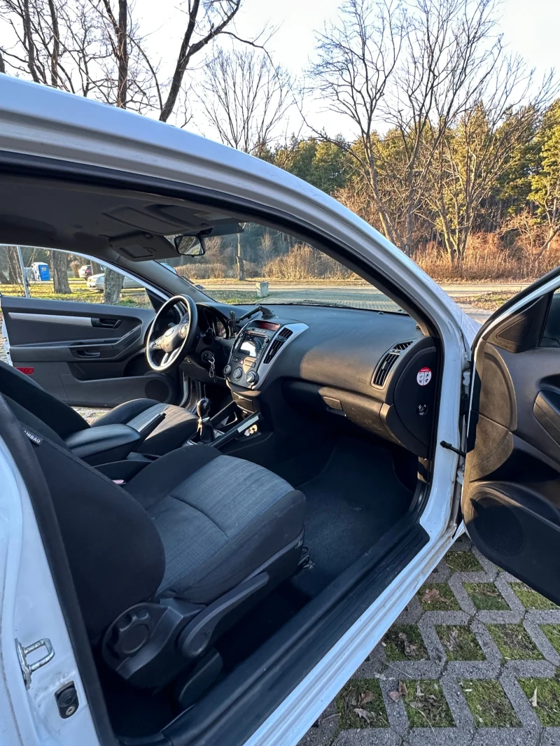 Kia Pro ceed, снимка 5 - Автомобили и джипове - 52842387