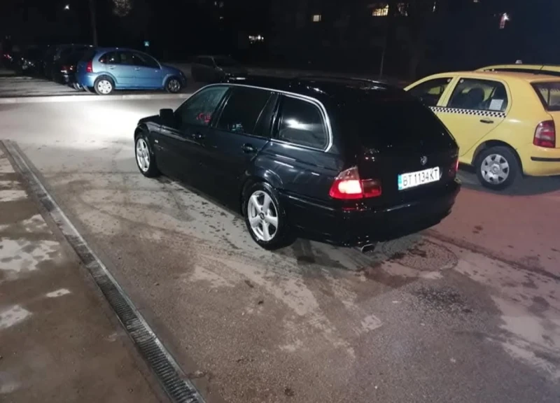 BMW 320, снимка 2 - Автомобили и джипове - 53298194