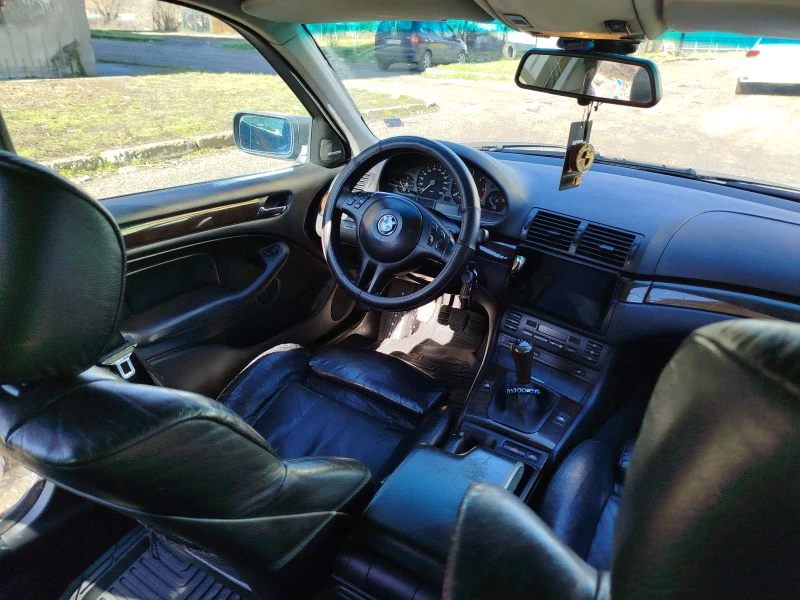 BMW 320, снимка 5 - Автомобили и джипове - 53298194