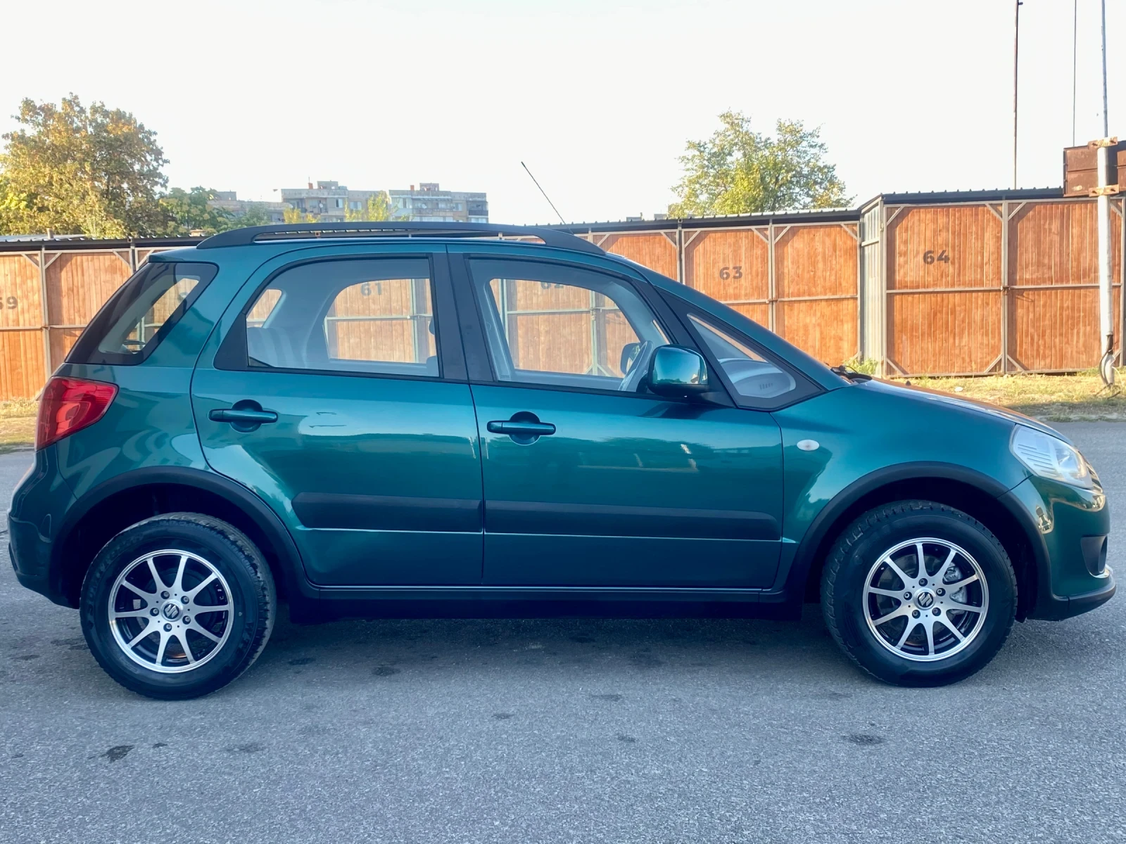 Suzuki SX4 1.6i 4X4  - изображение 8