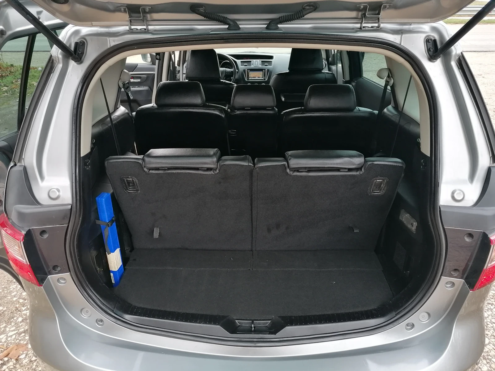 Mazda 5 2.0  | Mobile.bg   11