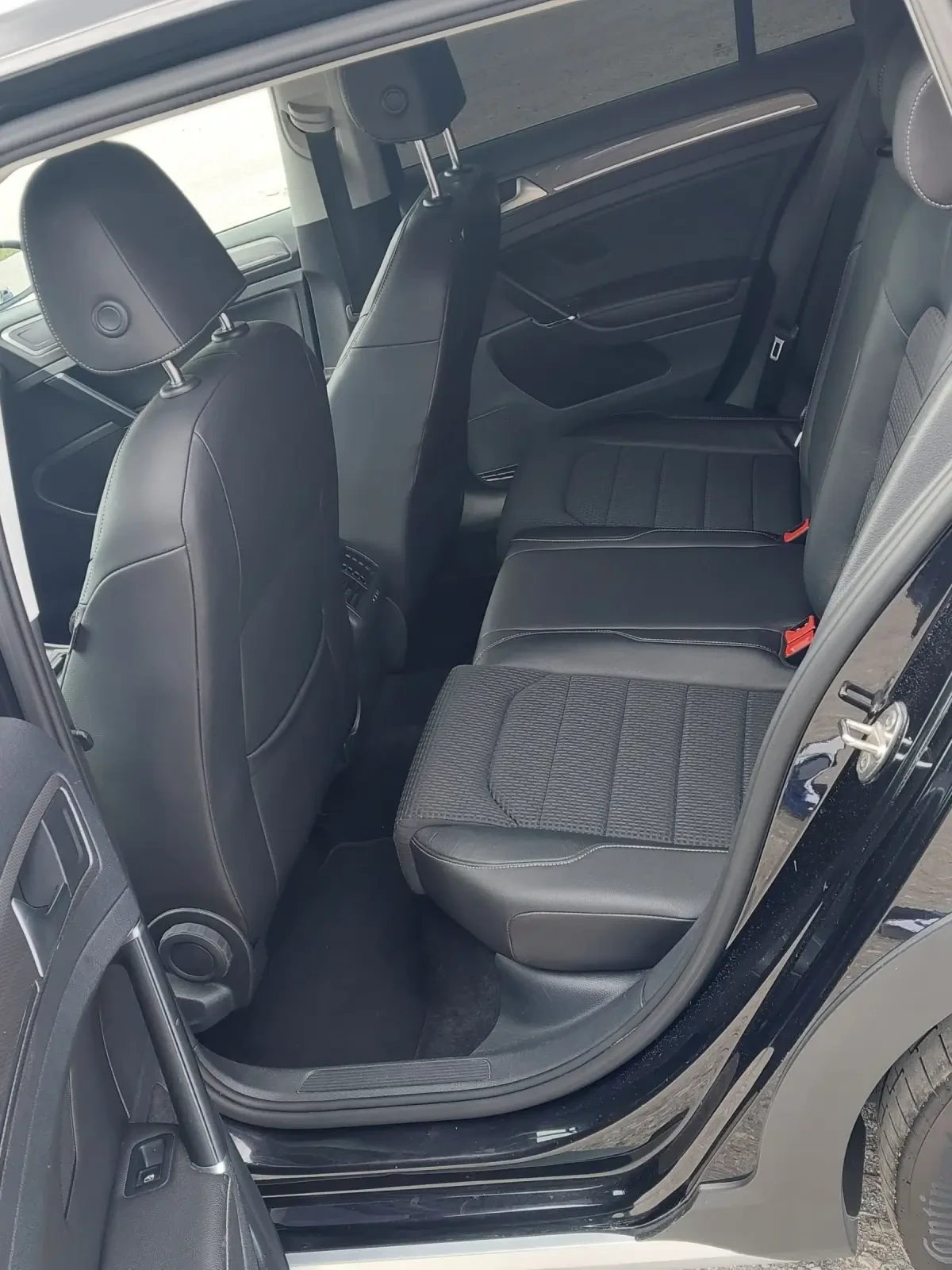 VW Golf ALLTRACK 4X4 1.8TFSI - изображение 9