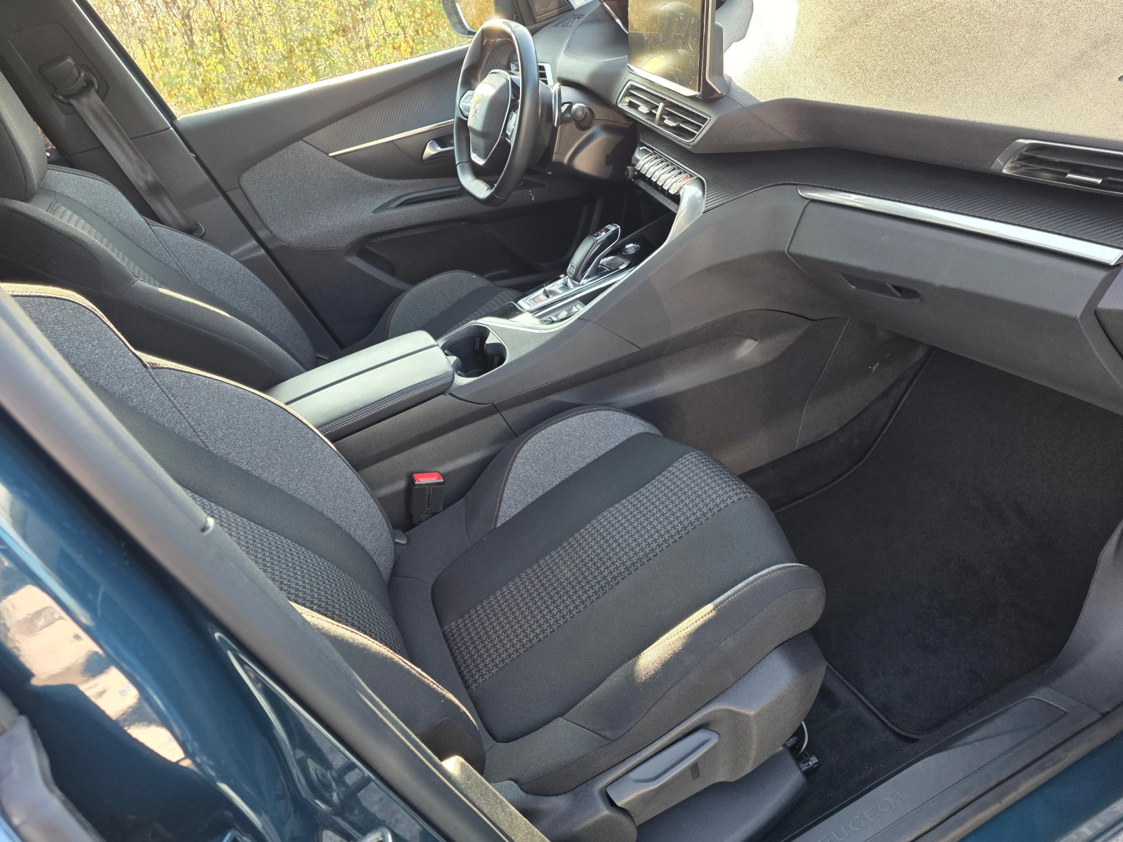 Peugeot 5008 Facelift1.5 BlueHDi 130ch S&S Active Bus.������ | Mobile.bg � ����������� 9