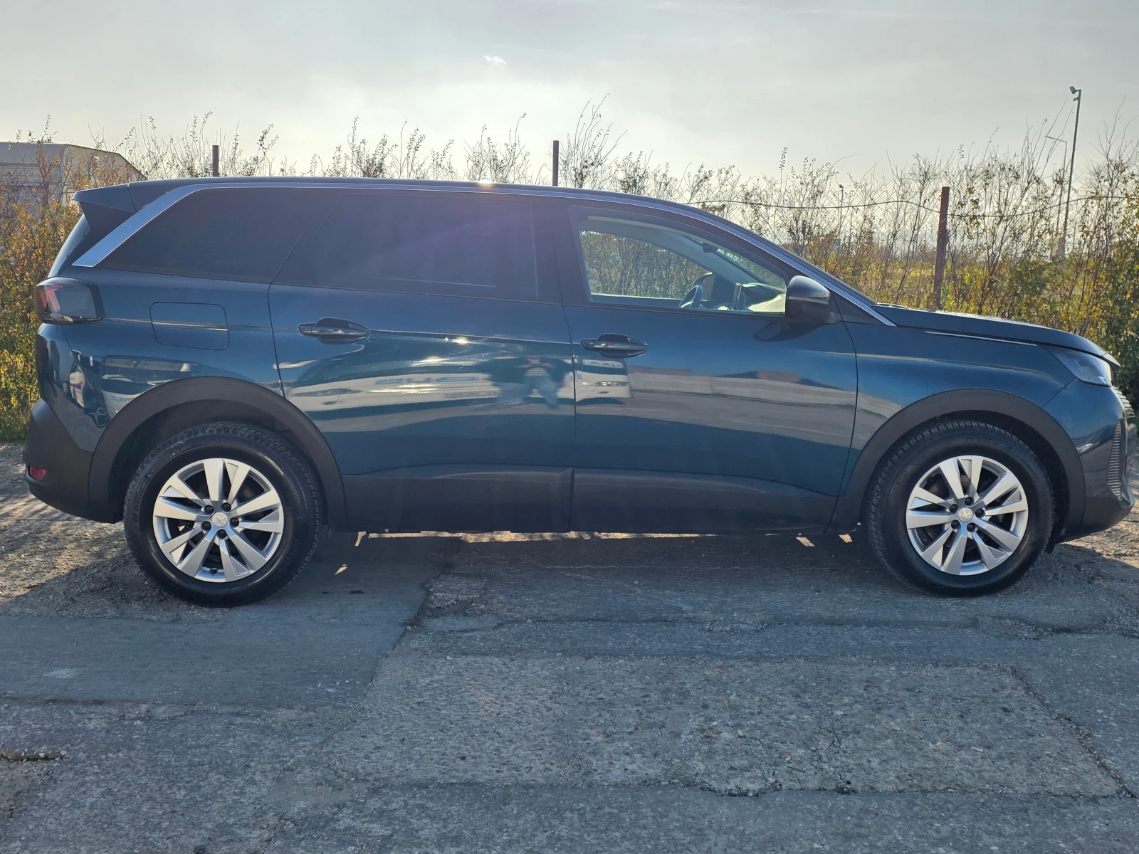 Peugeot 5008 Facelift1.5 BlueHDi 130ch S&S Active Bus.������ | Mobile.bg � ����������� 4