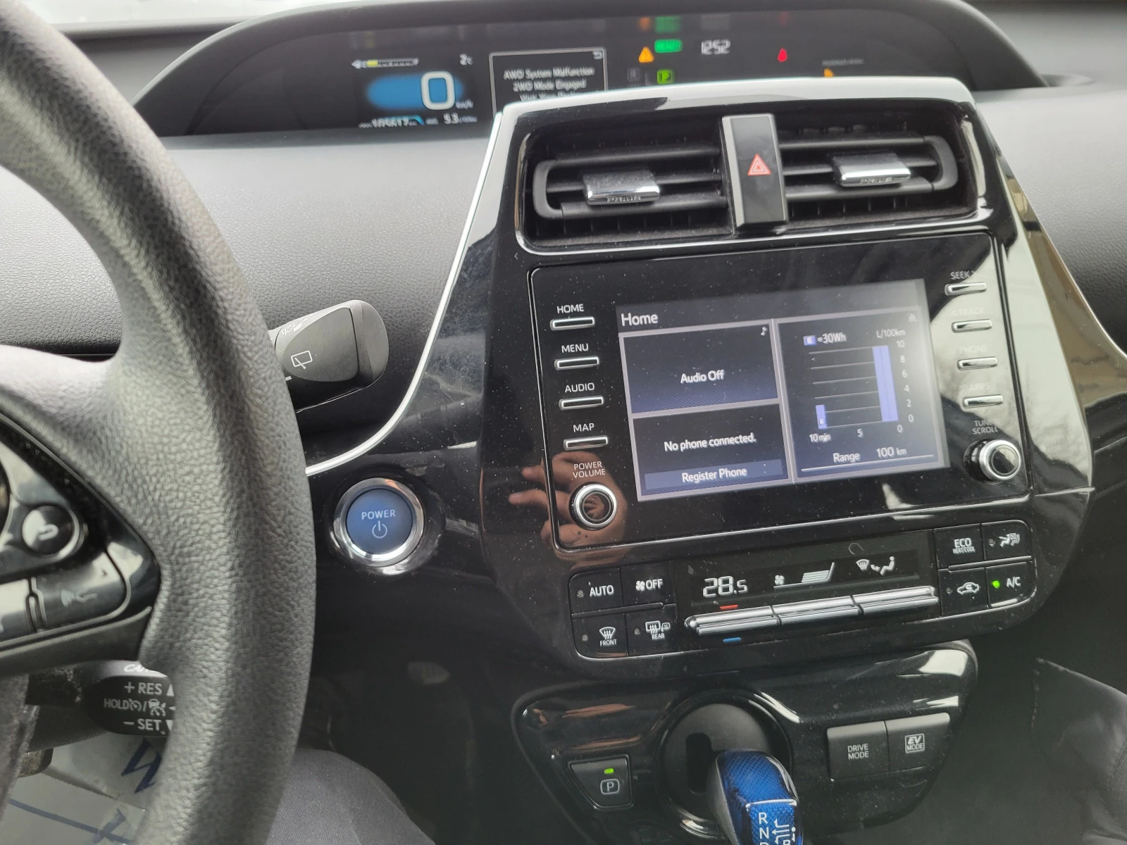 Toyota Prius LE AWD-e  - изображение 8