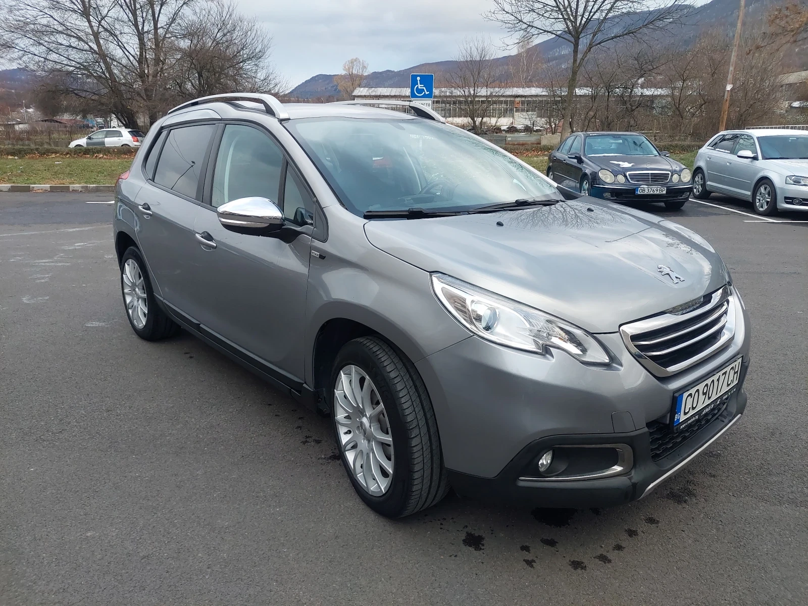 Peugeot 2008 1.6hdi, снимка 3 - Автомобили и джипове - 53721518