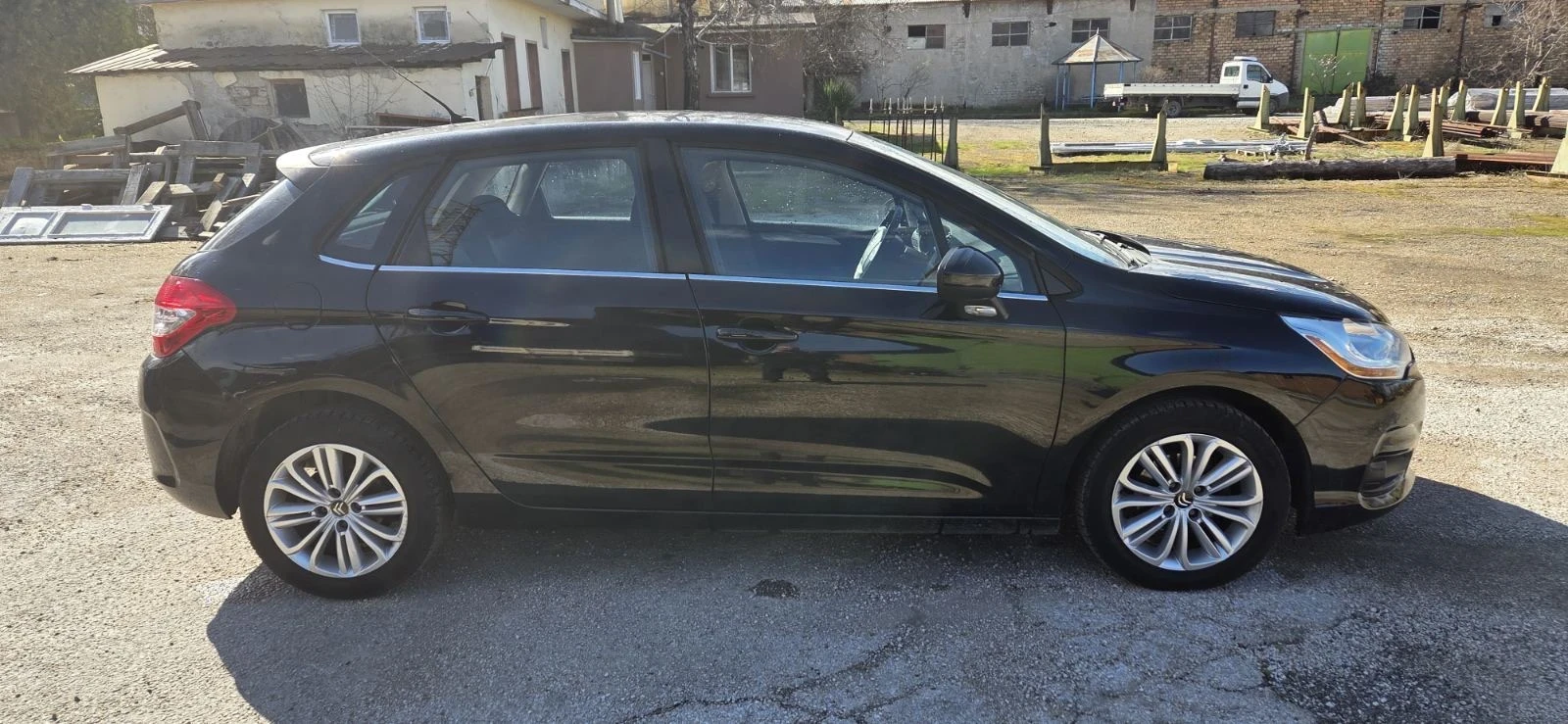 Citroen C4, снимка 3 - Автомобили и джипове - 54014507