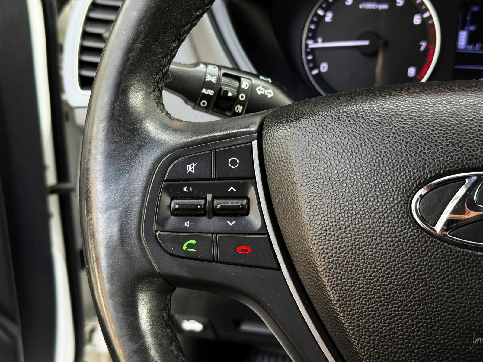 Hyundai I20, снимка 13 - Автомобили и джипове - 54311592