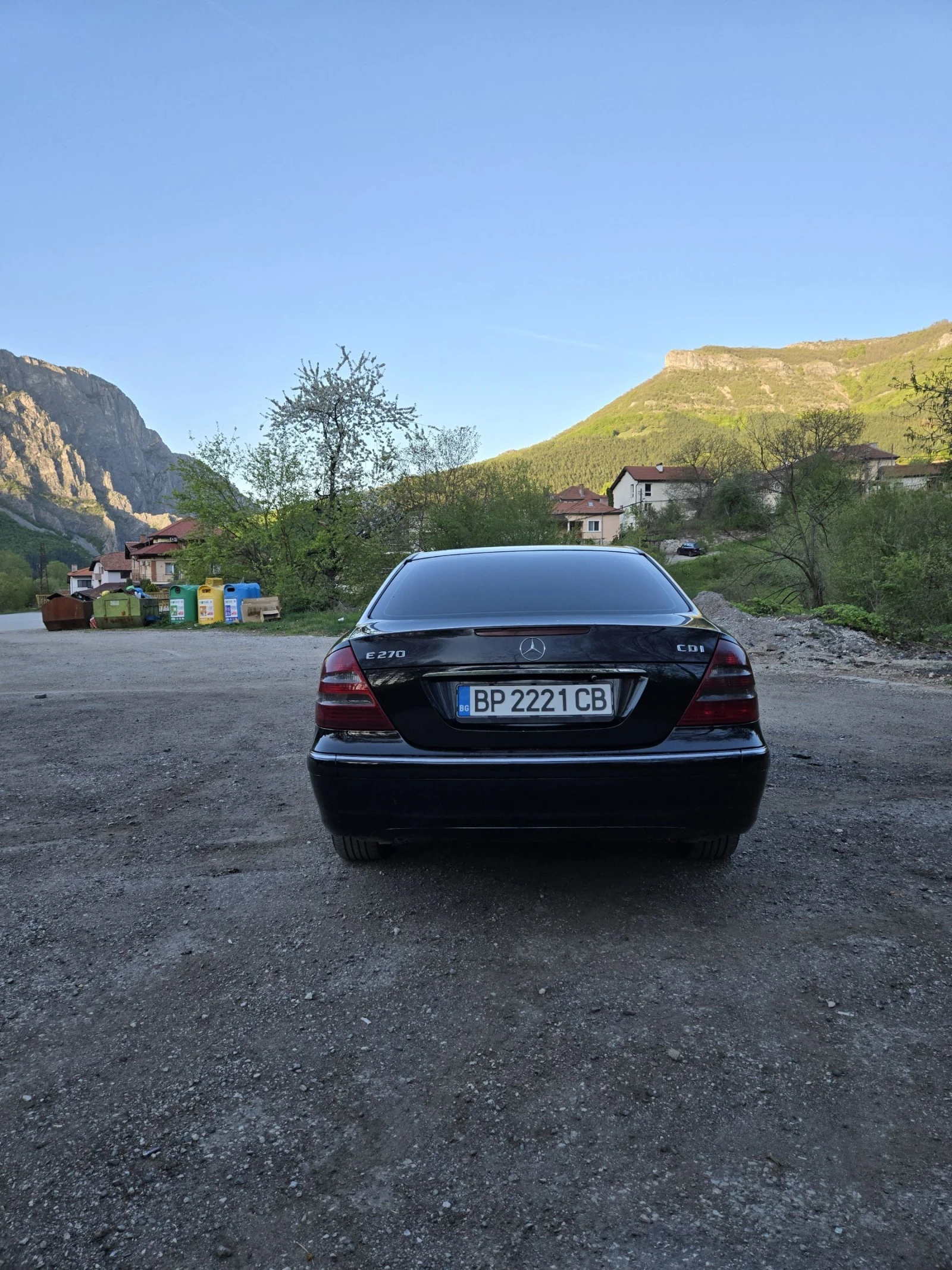 Mercedes-Benz E 270, снимка 3 - Автомобили и джипове - 54372072