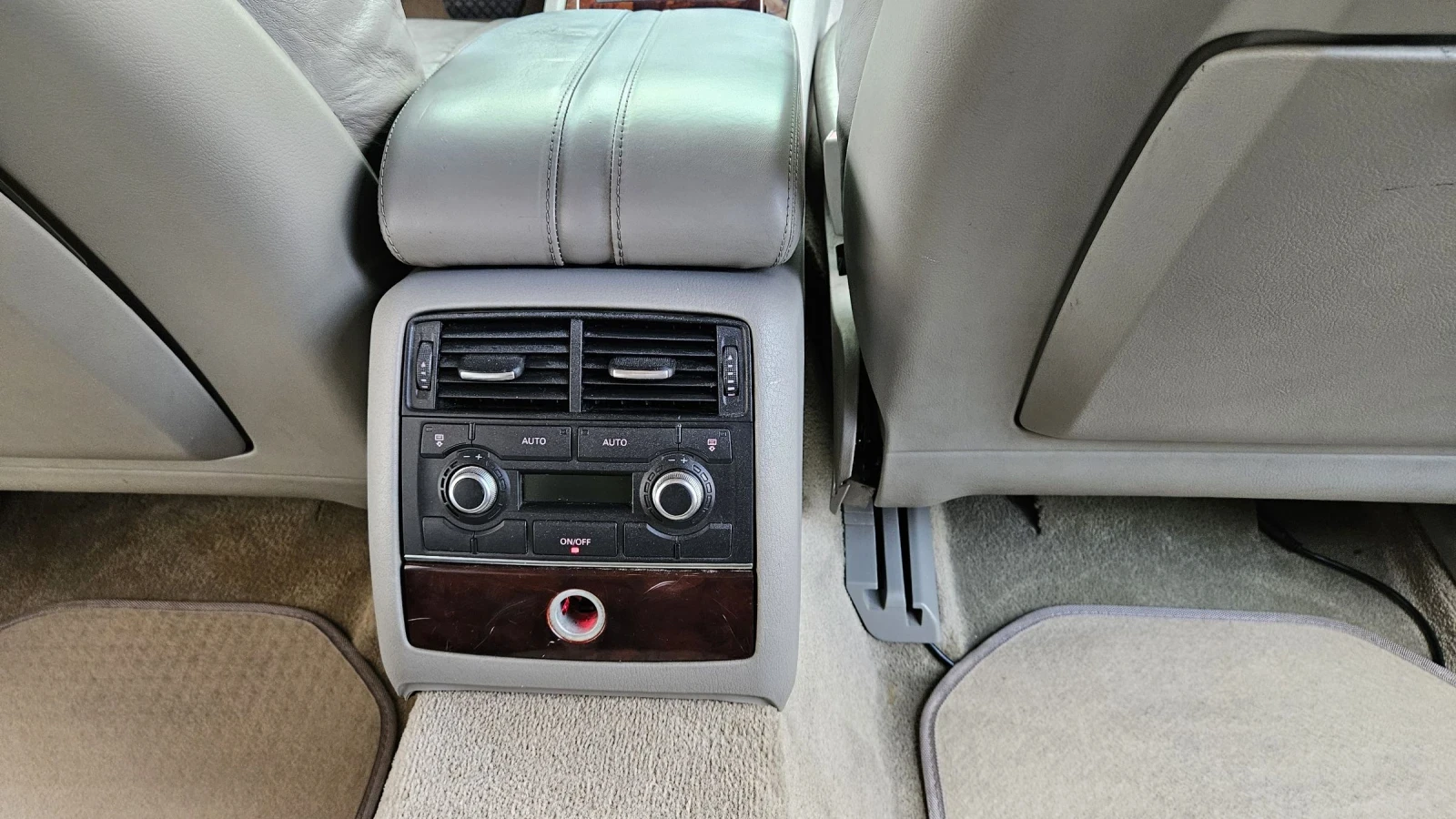 Audi A8, снимка 11 - Автомобили и джипове - 54565572