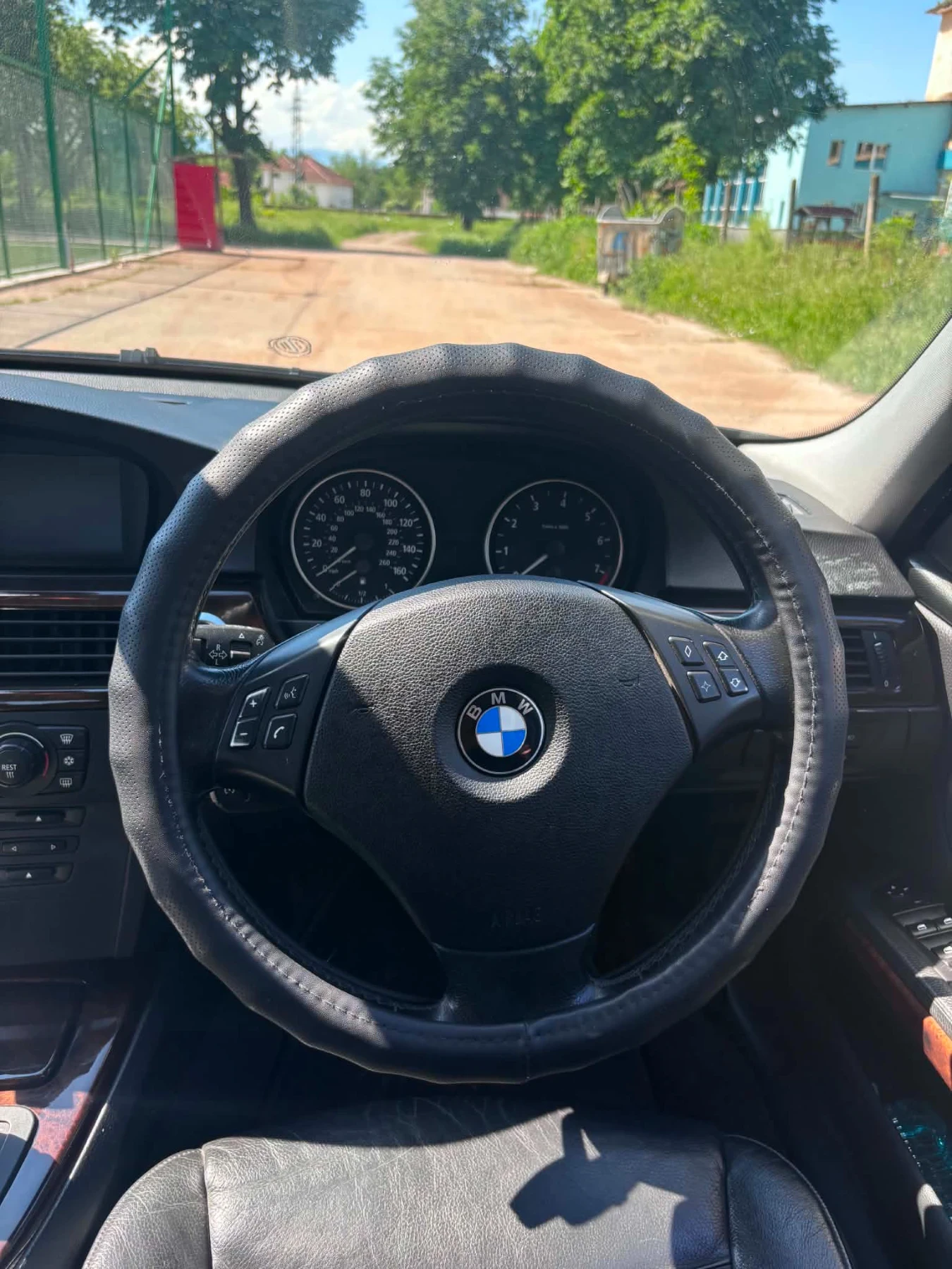 BMW 330 3.0, снимка 8 - Автомобили и джипове - 54753626