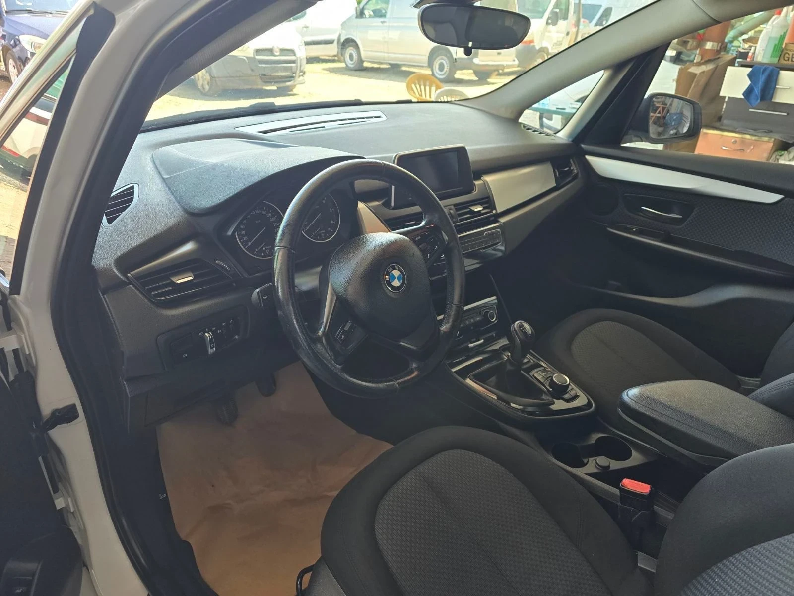 BMW 2 Active Tourer BMW 216d Active Tourer(116кн)-2016г 154700 Реални, снимка 9 - Автомобили и джипове - 54763962