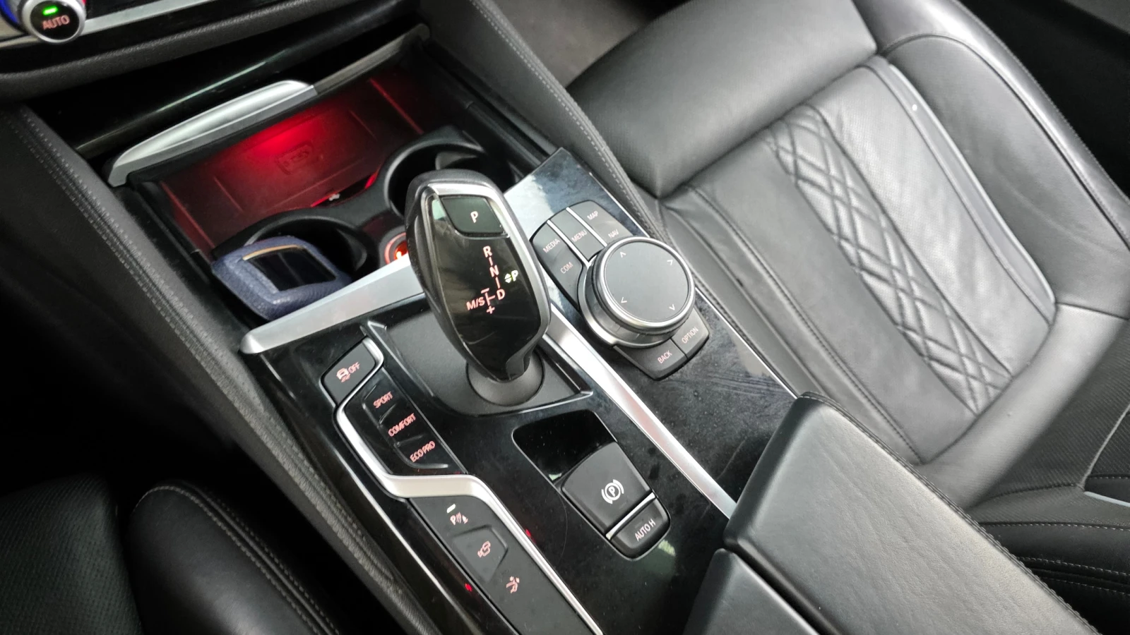 BMW 630 M SPORT* КОЖА* ПОДГРЕВИ* 360 CAM, снимка 9 - Автомобили и джипове - 54983686