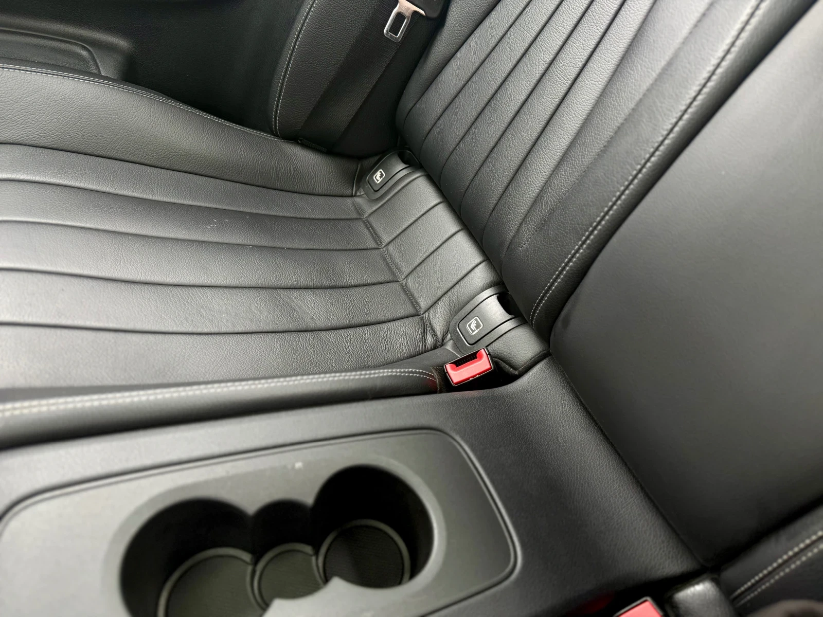 Mercedes-Benz E 220, снимка 15 - Автомобили и джипове - 55145626