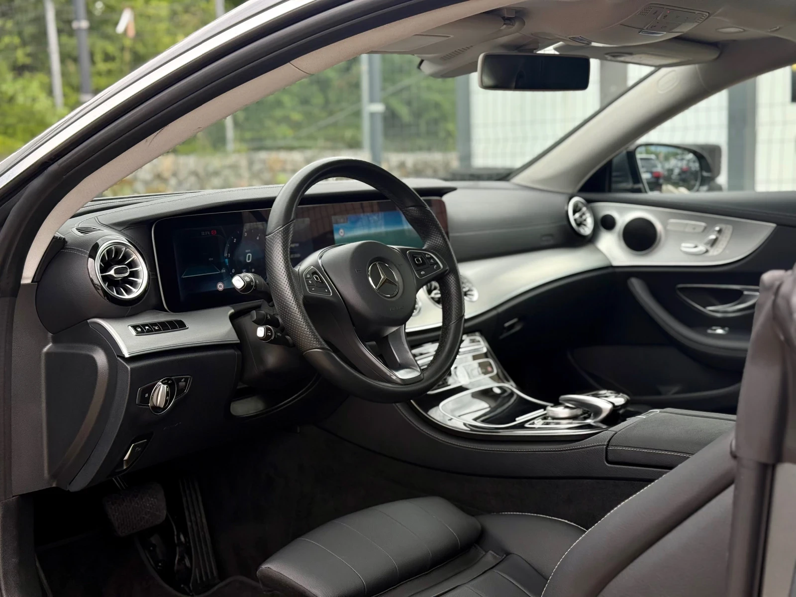 Mercedes-Benz E 220, снимка 9 - Автомобили и джипове - 55145626