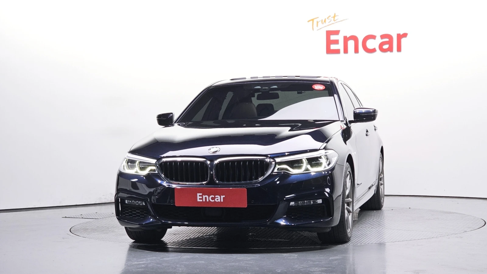 BMW 530 МАСАЖИ/360 Cam/Подгрев/Обдух/HUD/, снимка 2 - Автомобили и джипове - 55279590