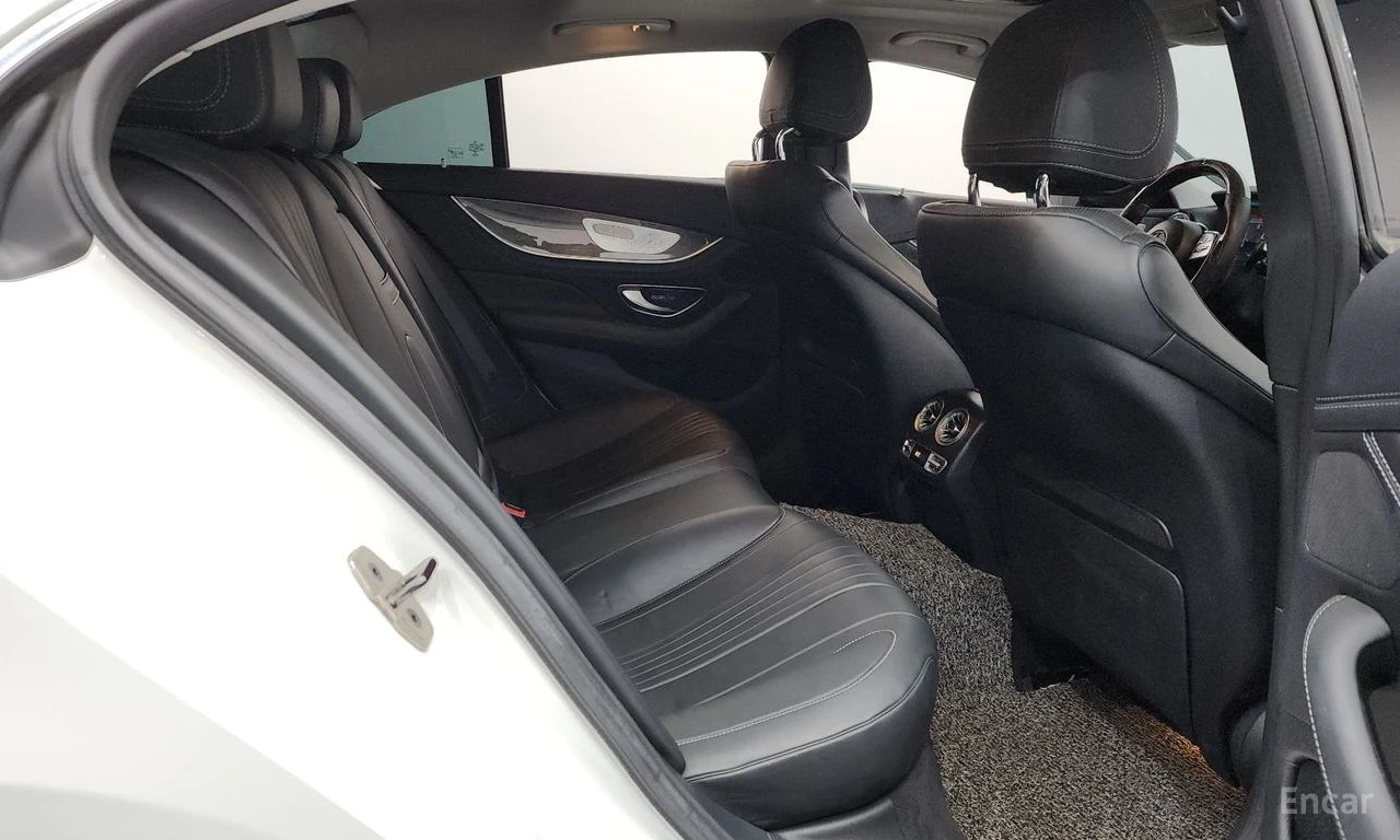Mercedes-Benz CLS 400 AMG* LINE* BURMESTER* ОБДУХВАНЕ* ХЕДЪП* ДИСТРОНИК*, снимка 14 - Автомобили и джипове - 55318818