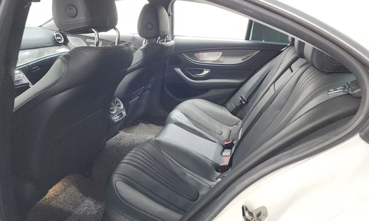 Mercedes-Benz CLS 400 AMG* LINE* BURMESTER* ОБДУХВАНЕ* ХЕДЪП* ДИСТРОНИК*, снимка 15 - Автомобили и джипове - 55318818