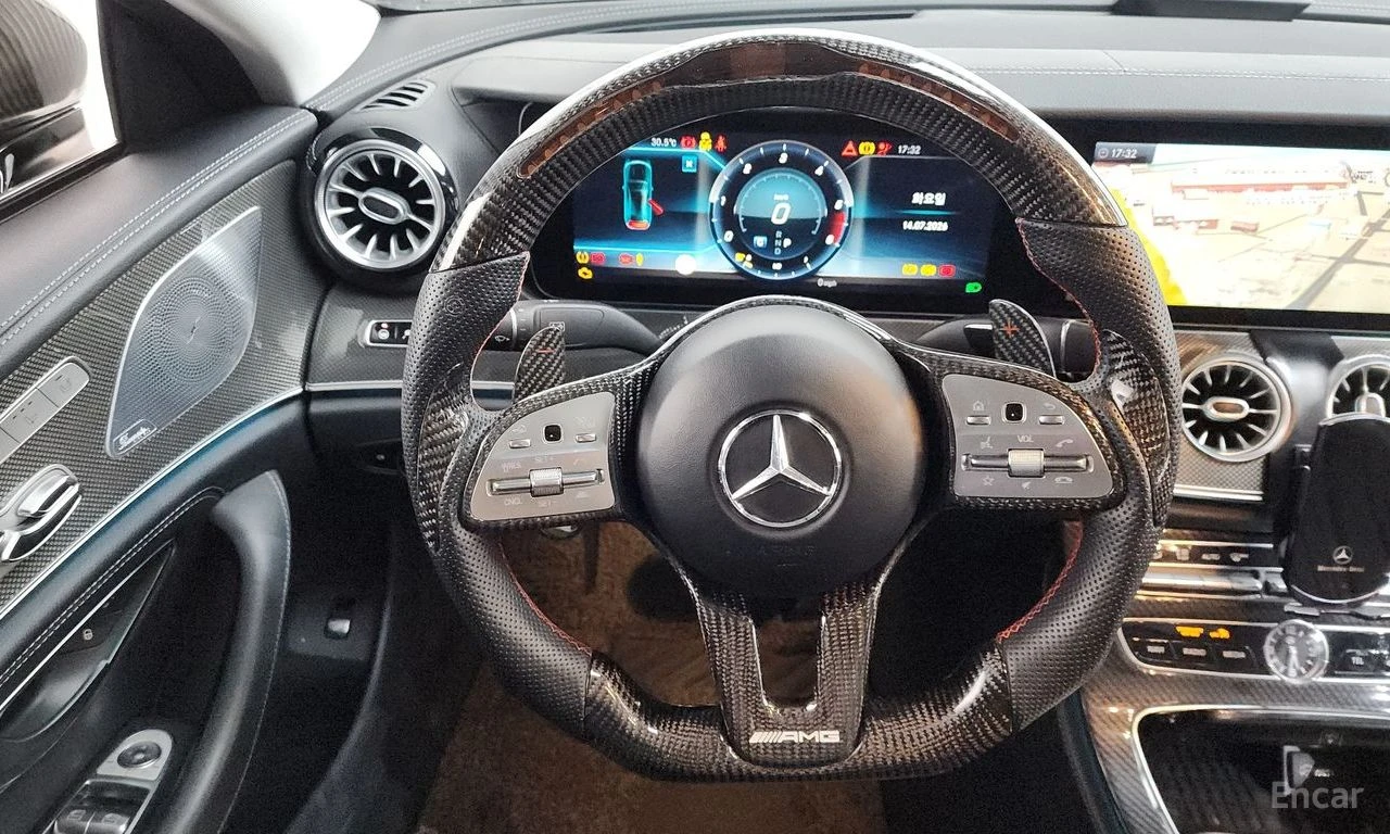 Mercedes-Benz CLS 400 AMG* LINE* BURMESTER* ОБДУХВАНЕ* ХЕДЪП* ДИСТРОНИК*, снимка 8 - Автомобили и джипове - 55318818