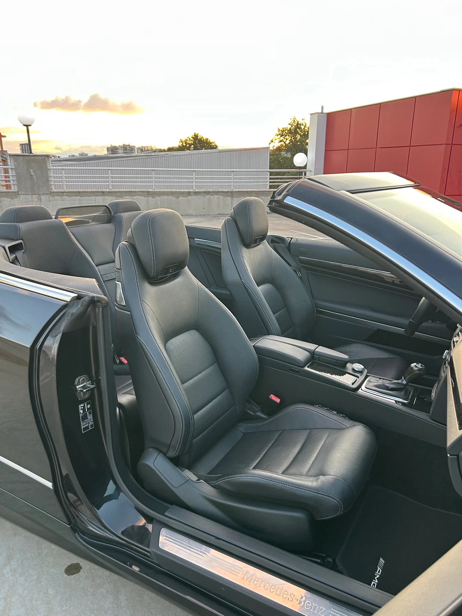 Mercedes-Benz E 350 CDI // AMG PACK // AIRSCARF //ОБДУХВАНЕ , снимка 14 - Автомобили и джипове - 55417639