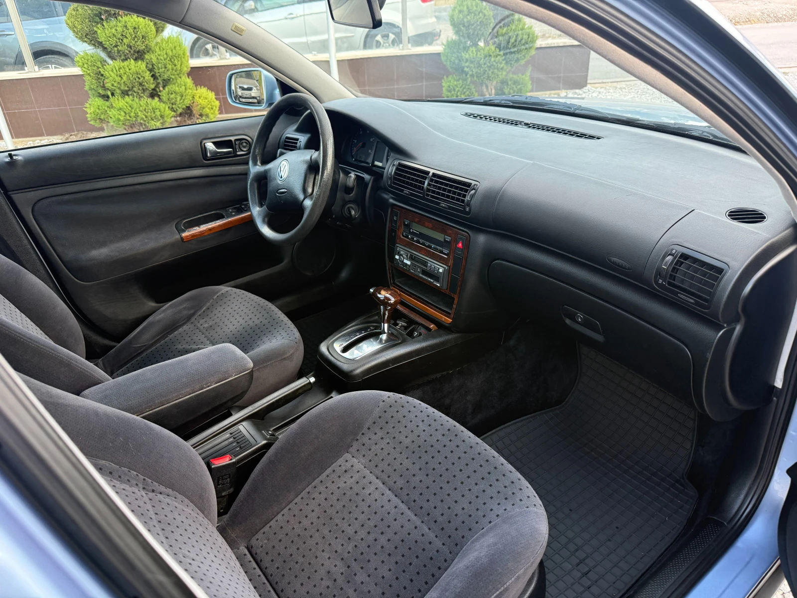 VW Passat 1, 9 TDI КЛИМАТРОНИК !! АВТОМАТИК !! 110 кс.  , снимка 9 - Автомобили и джипове - 56049295