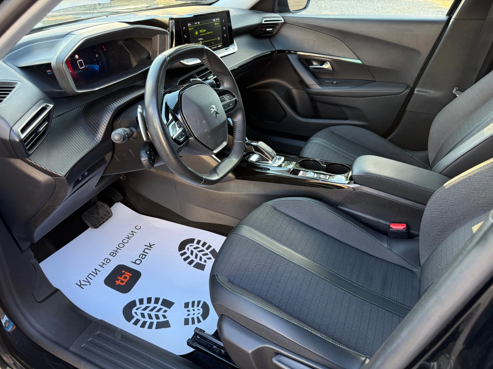 Peugeot 2008 1.5 HDI | EAT8 | LED | Camera, снимка 8 - Автомобили и джипове - 56316403