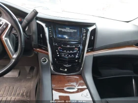 Cadillac Escalade LUXURY - 36000 лв. - 40848515 | Car24.bg