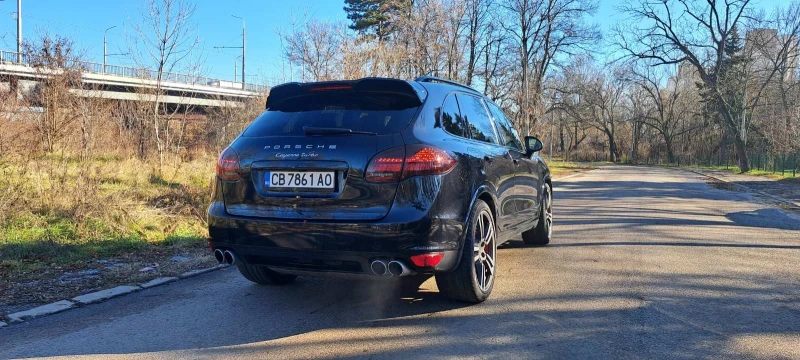 Porsche Cayenne 4.8 Turbo Swiss, снимка 5 - Автомобили и джипове - 48990780