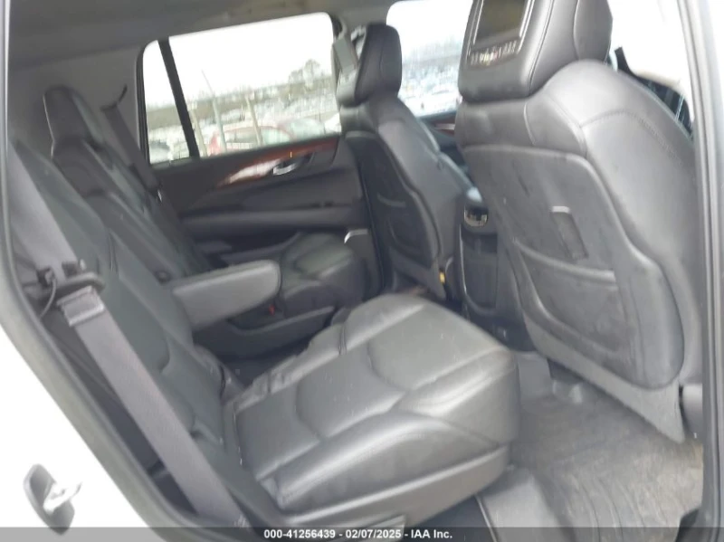 Cadillac Escalade LUXURY, снимка 15 - Автомобили и джипове - 49285866