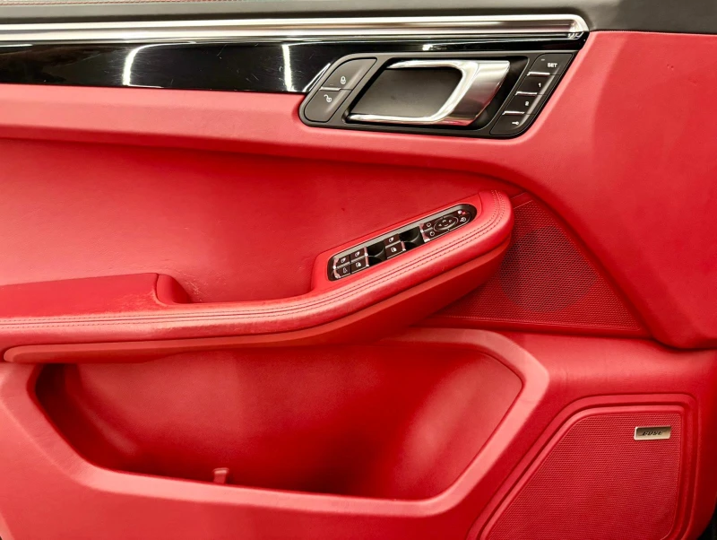 Porsche Macan S* Bose* Pano* Обдух* Лизинг* Keyless* PASM, снимка 7 - Автомобили и джипове - 52238091