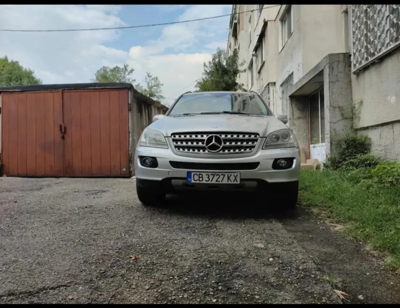 Mercedes-Benz ML 500, снимка 2 - Автомобили и джипове - 52471508