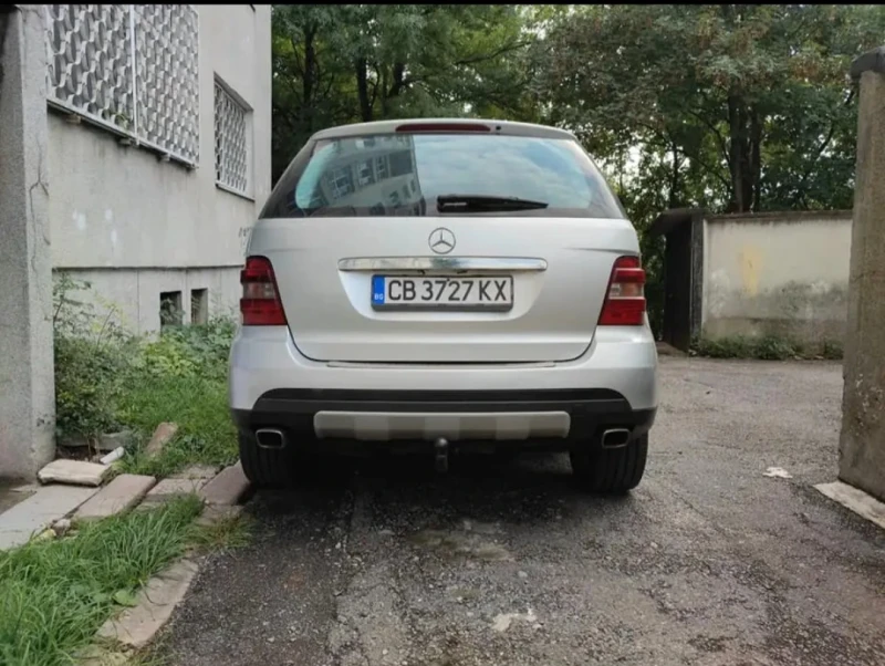 Mercedes-Benz ML 500, снимка 4 - Автомобили и джипове - 52471508