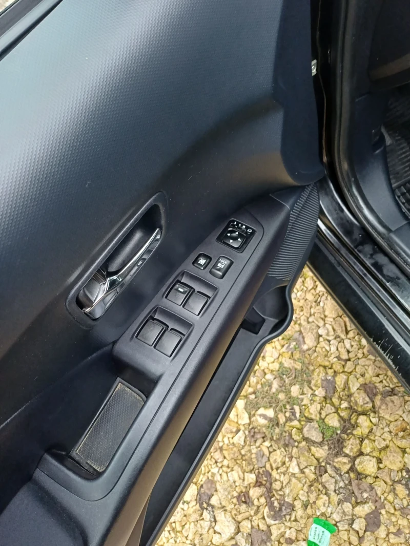 Citroen C-Crosser 4х4, снимка 8 - Автомобили и джипове - 52802384