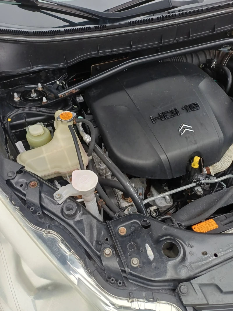 Citroen C-Crosser 4х4, снимка 12 - Автомобили и джипове - 52802384