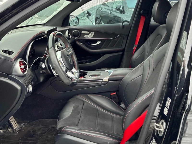 Mercedes-Benz GLC * AMG 43 * CARFAX * БЕЗ ПЪРВОНАЧАЛНА ВНОСКА, снимка 12 - Автомобили и джипове - 53038714