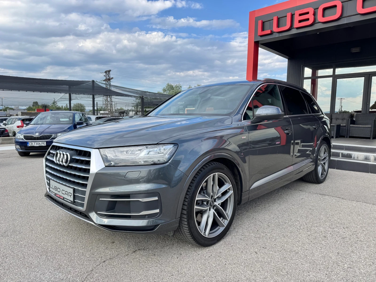 Audi Q7 3.0TDI-3xS LINE-DIGITAL-ПАНОРАМА-ПОДГРЕВ-7 МЕСТА - изображение 2