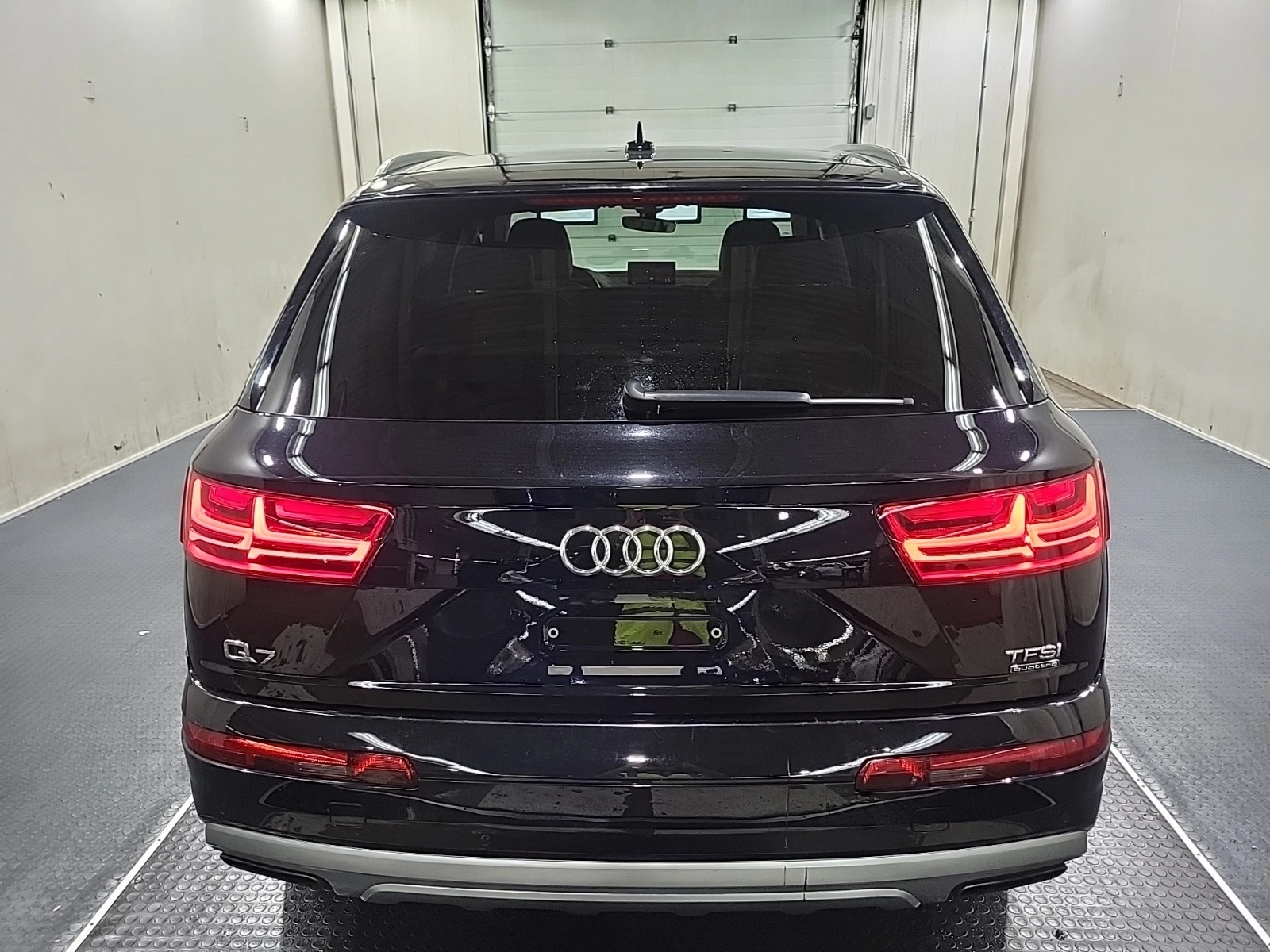 Audi Q7 * CARFAX* БЕЗ ПЪРВОНАЧАЛНА*  - изображение 4