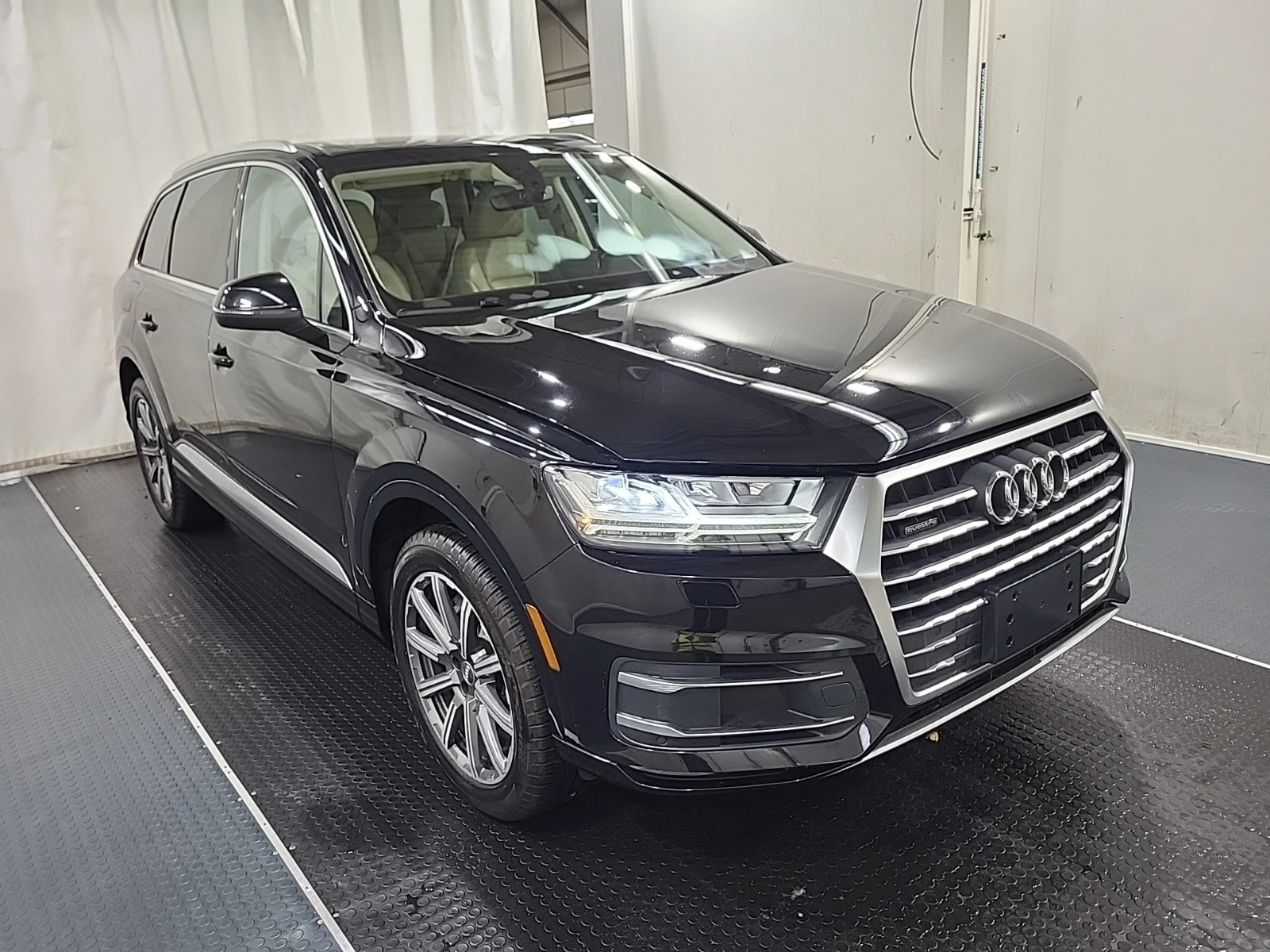 Audi Q7 * CARFAX* БЕЗ ПЪРВОНАЧАЛНА*  - изображение 2