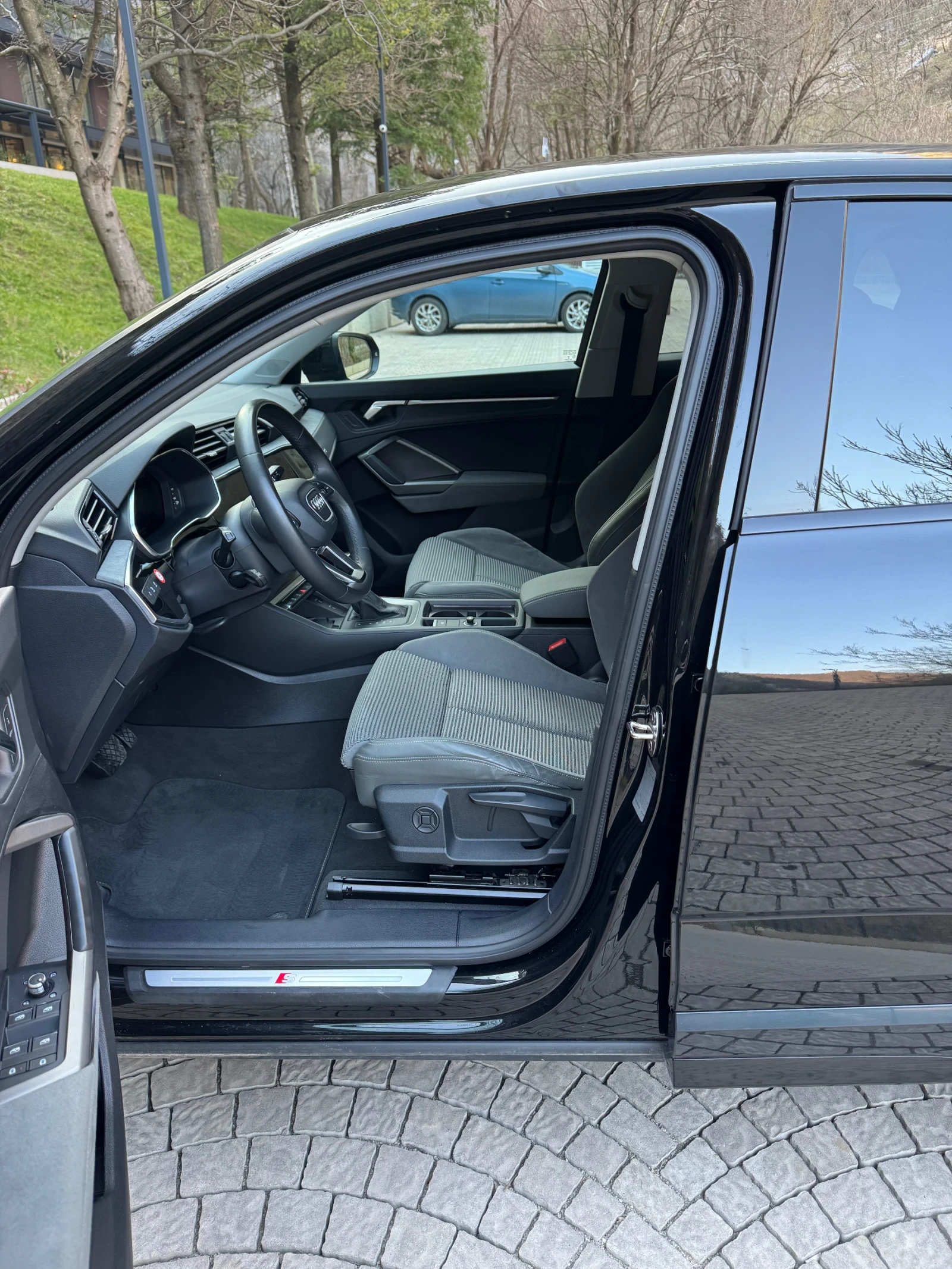 Audi Q3 Sportback 40tdi S-Line 4x4, снимка 6 - Автомобили и джипове - 53873675