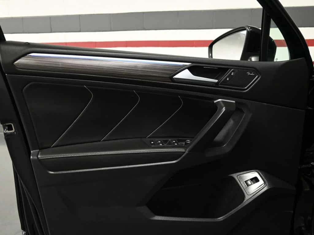 VW Tiguan Highline R-Line No Accident Fender 360CAM Panoram/ | Mobile.bg � ����������� 11