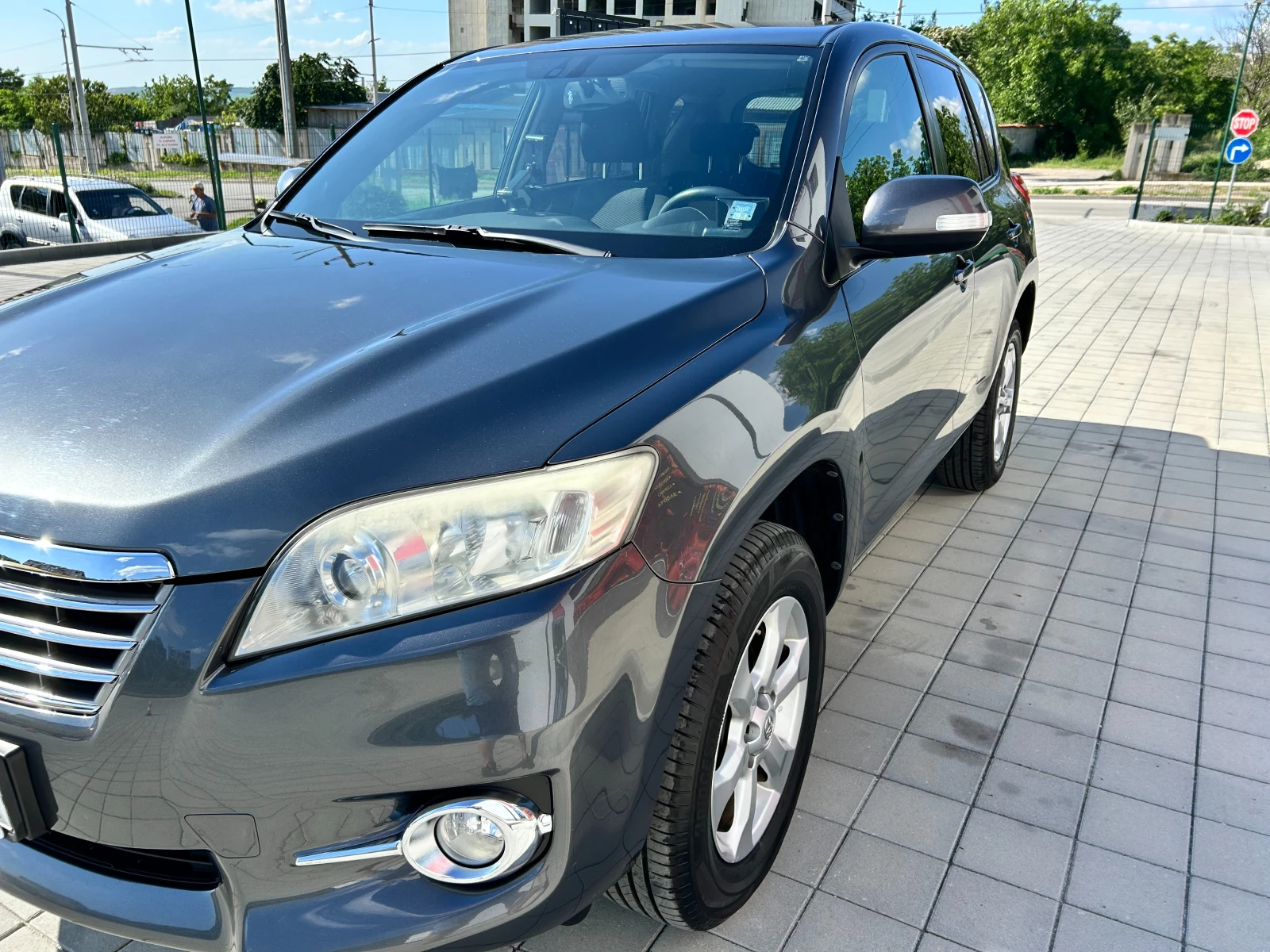 Toyota Rav4 FASELIFT, снимка 3 - Автомобили и джипове - 54811903