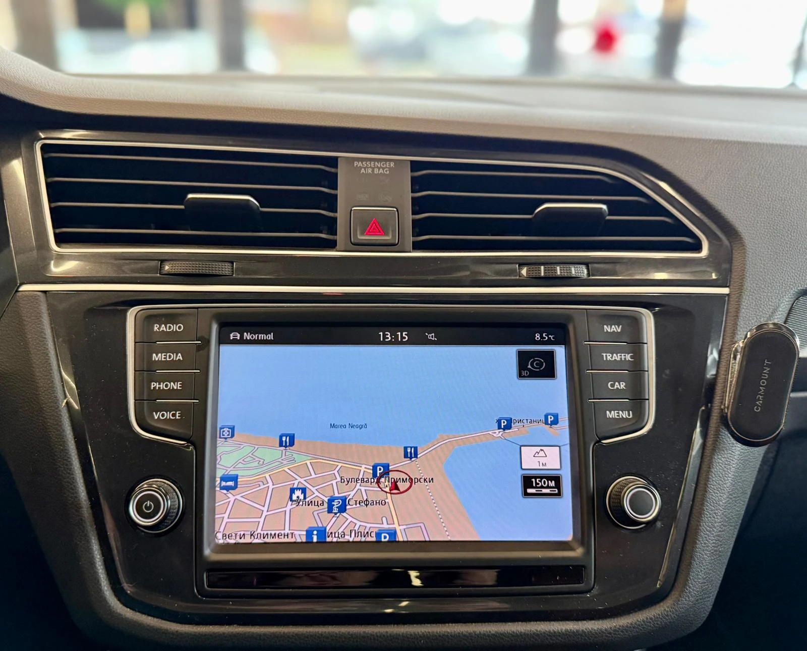 VW Tiguan 4Motion* Подгрев* Table*  DSG* R-Line*  Лизинг, снимка 14 - Автомобили и джипове - 54869757